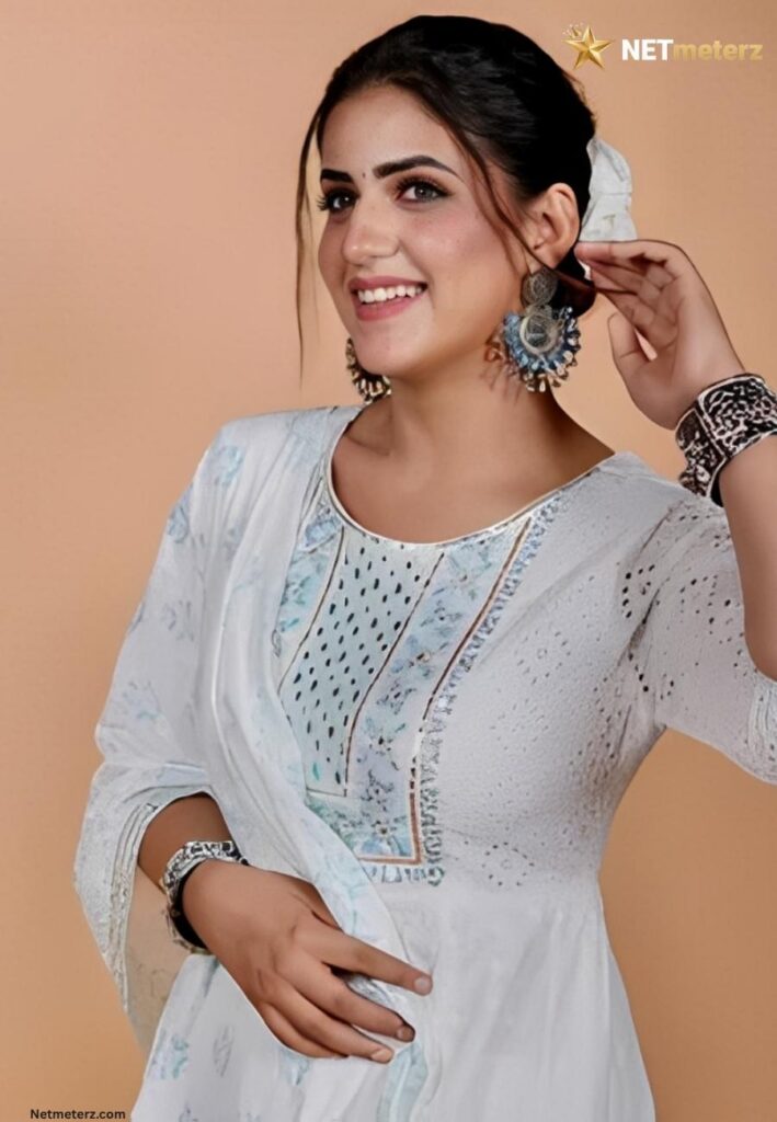 Pranjal Dahiya Net Worth 